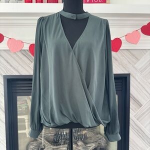 Lush Green Polyester Blouse‎